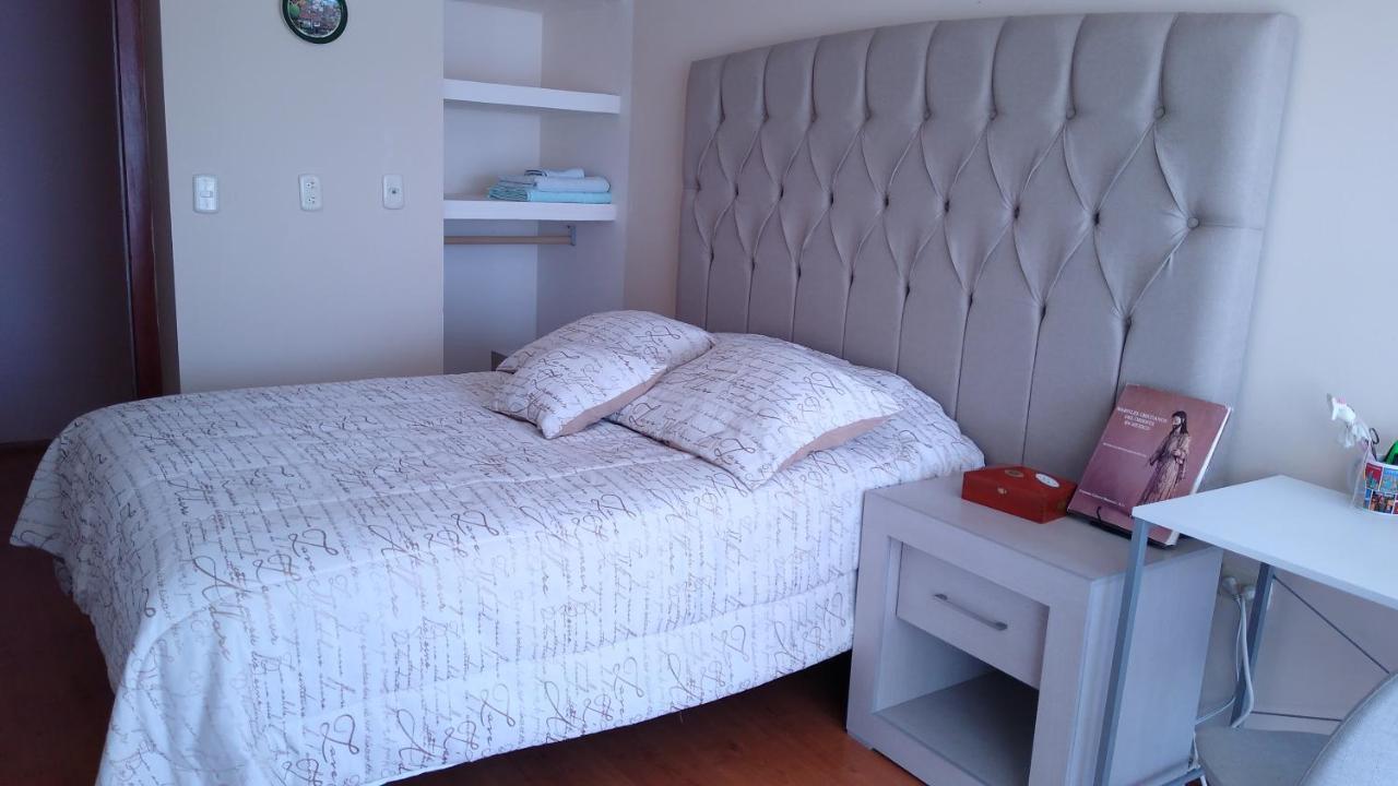 Habitacion Matrimonial Con Cama Y Sofa Para Cuatro Personas Tlaxcalancingo Eksteriør bilde