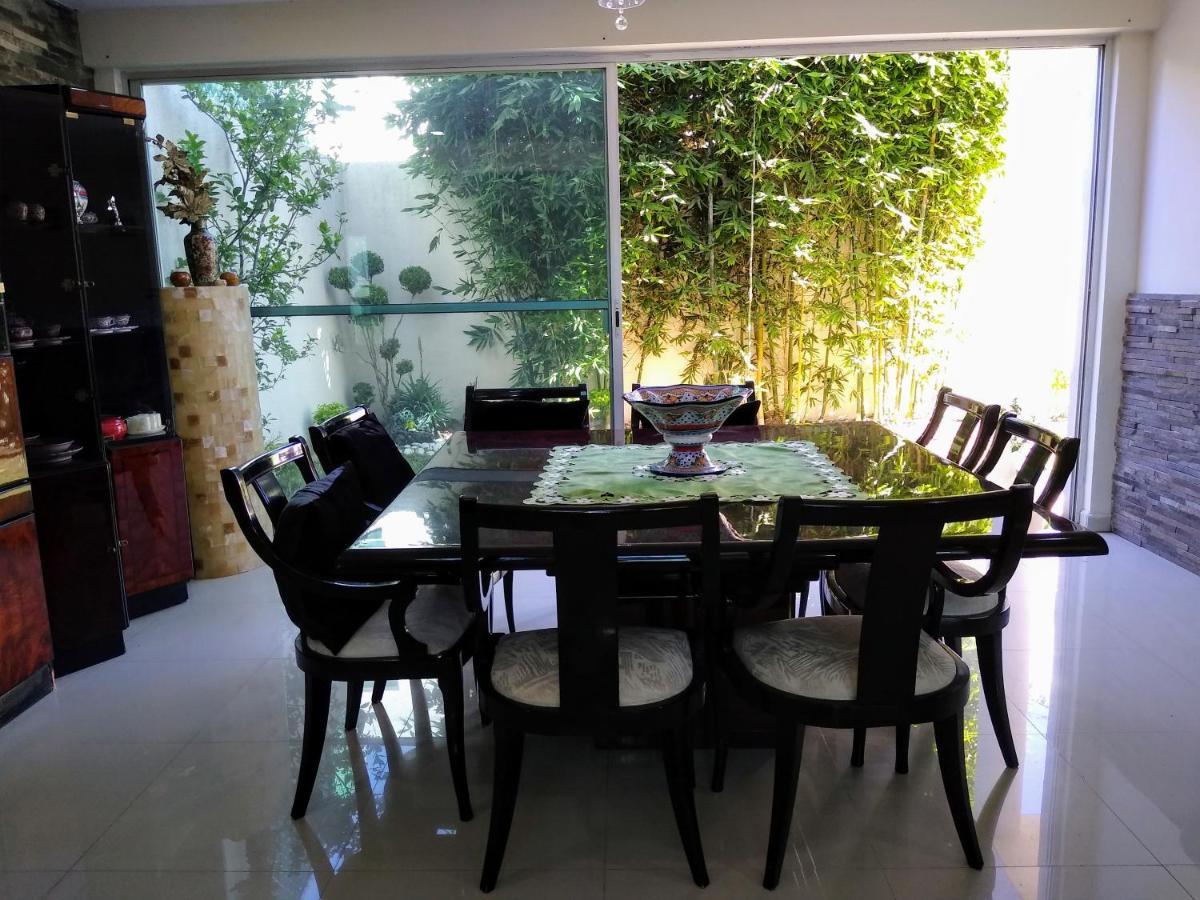 Habitacion Matrimonial Con Cama Y Sofa Para Cuatro Personas Tlaxcalancingo Eksteriør bilde