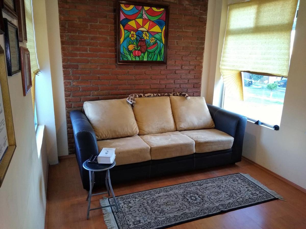 Habitacion Matrimonial Con Cama Y Sofa Para Cuatro Personas Tlaxcalancingo Eksteriør bilde