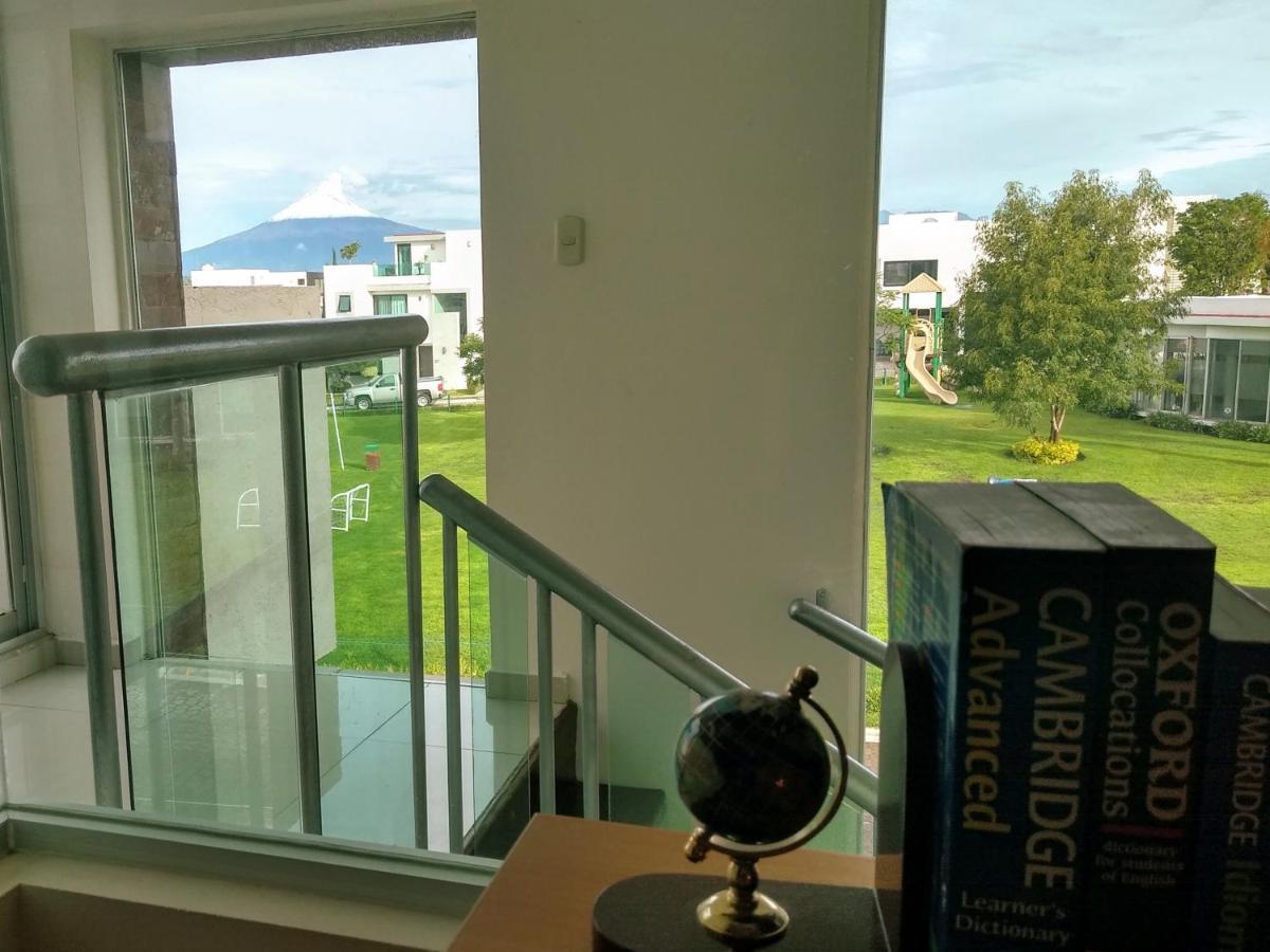 Habitacion Matrimonial Con Cama Y Sofa Para Cuatro Personas Tlaxcalancingo Eksteriør bilde