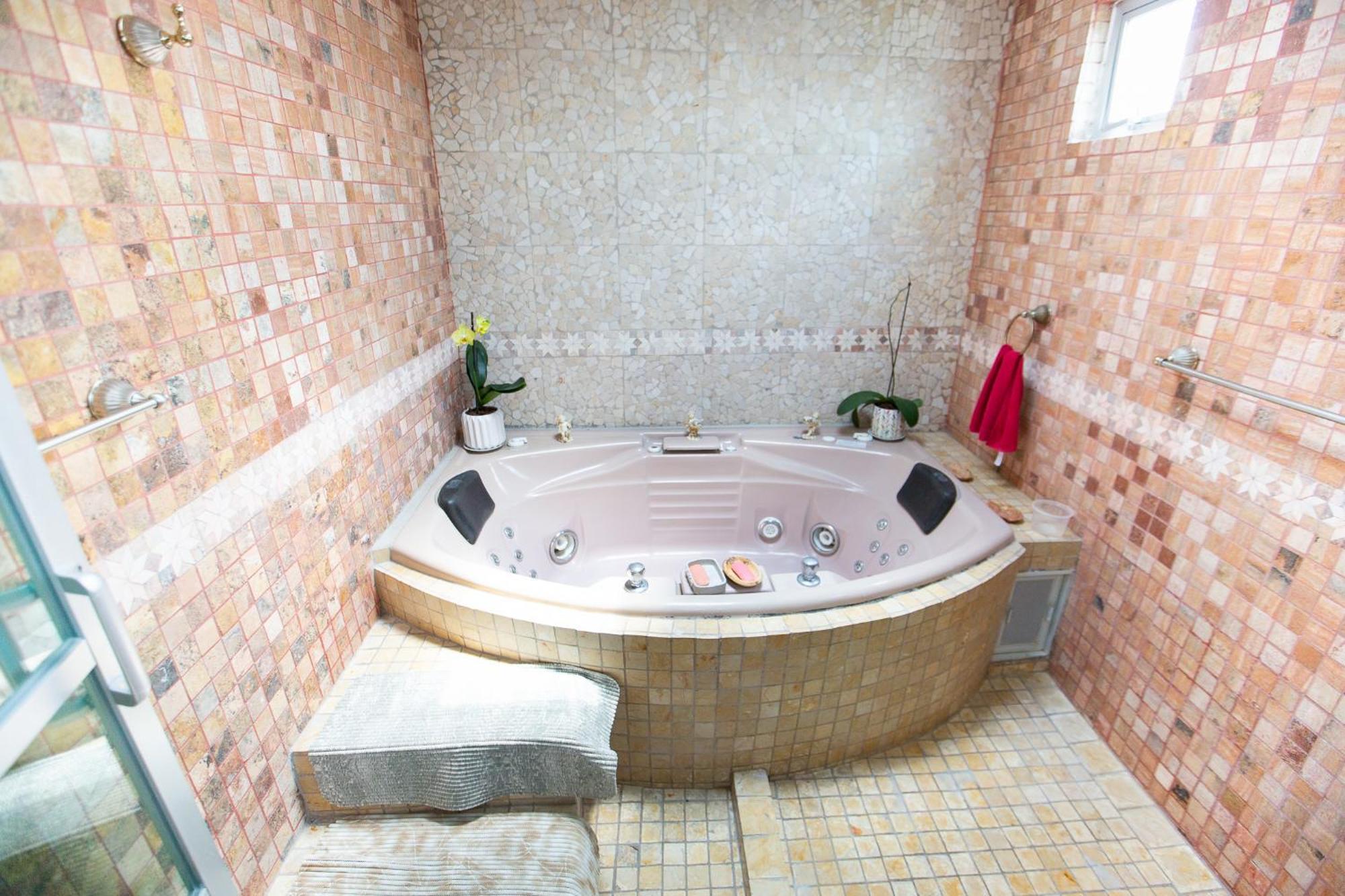 Habitacion Matrimonial Con Cama Y Sofa Para Cuatro Personas Tlaxcalancingo Eksteriør bilde